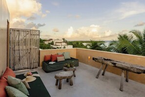 Terrace/patio - Villa Mariola, Tulum – Beachfront • Chef Included (Tulum)