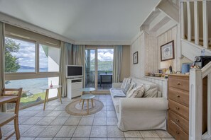 TV - La Terrasse du Lac 3* - Waterfront & lake access (Duingt)