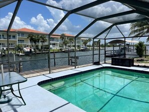 Imagen sin descripción, 2 de 48, botón