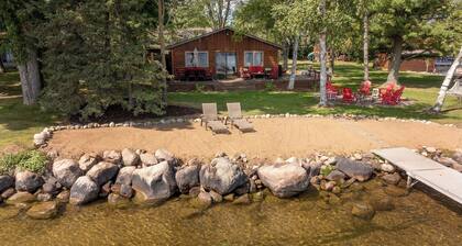 Premier Location on Crosslake - Hot Tub - Pontoon Rental - Waterslide - Games