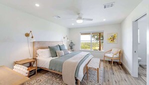 4 chambres, fer et planche à repasser, lit parapluie, Wi-Fi gratuit