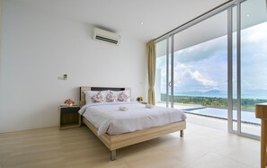 7 bedrooms, desk, iron/ironing board, WiFi - Luxury and infinity sea view boput villa (Koh Samui)