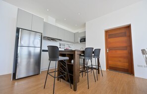 Fridge, microwave, oven, dishwasher