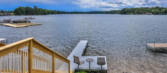 3-story lakefront home near downtown with lake & dock access, washer/dryer, deck