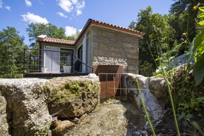 Exterior - Moinho da Varzea Mill House & Hot Tub (Rio Frio, Arcos de Valdevez)