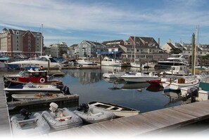 Marina - The Warlock House: Spellbound Stay - Sleep Where the Magic and Spells Happens! (Salem)