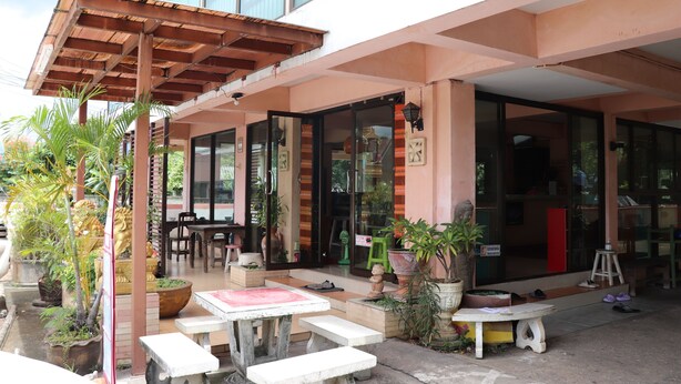 Unclassified image, 1 of 39, button - Tipsiri Place (Chiang Mai)