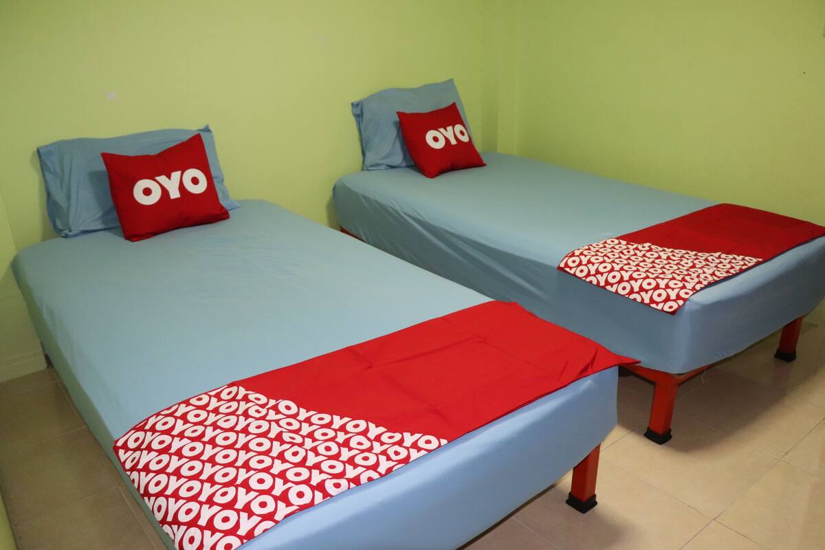 Standard Twin Room | WiFi (free), bed sheets