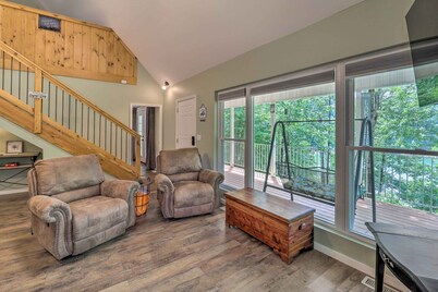Watauga Lake Butler Retreat w/ Private Dock!