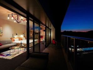 Studio Suite, Ocean View, Corner | Balcony