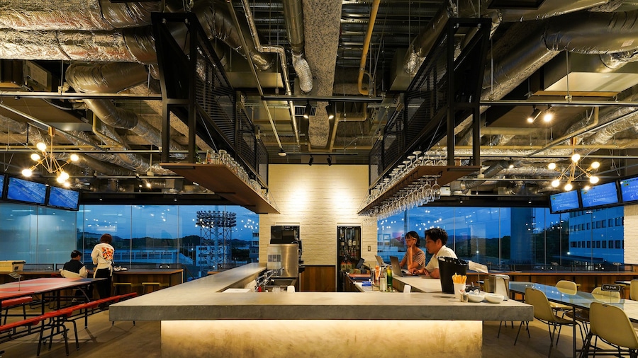 SETOUCHI KEIRIN HOTEL 10 by Onko Chishin