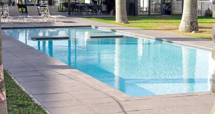 Modern Comfy Apartment situated in the lushy town of Ballito