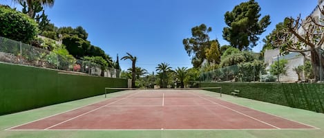 Sport court