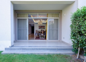 House - Vesta - Luxury APT - 2BR - CFC (New Cairo)