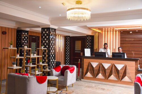 Golden Tulip Garden City Hotel - Rivotel