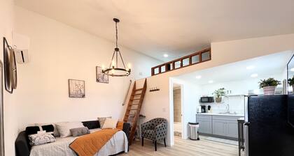 Cozy Loft Studio Getaway