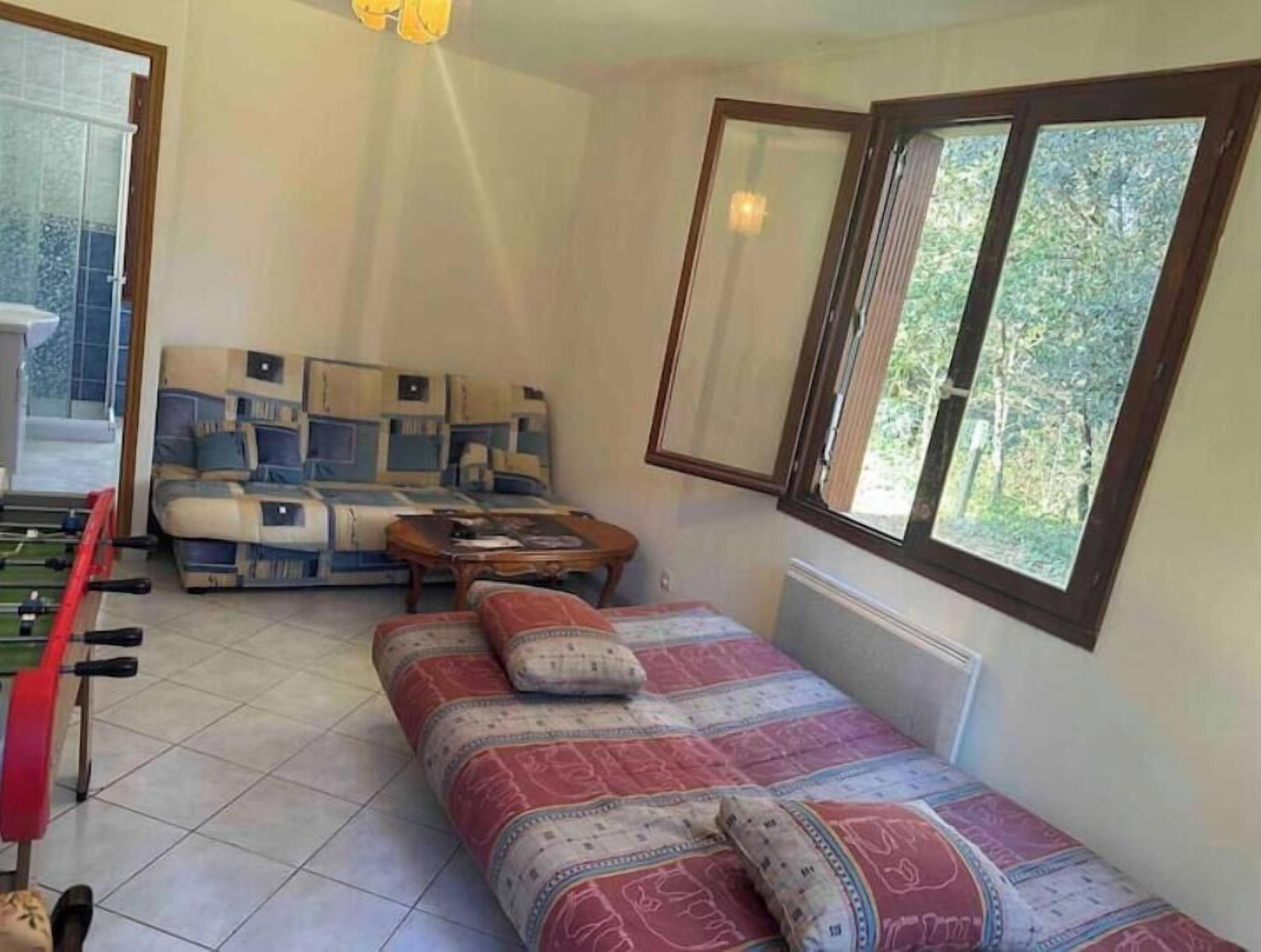 4 dormitoris, planxa i posts de planxar i wifi 