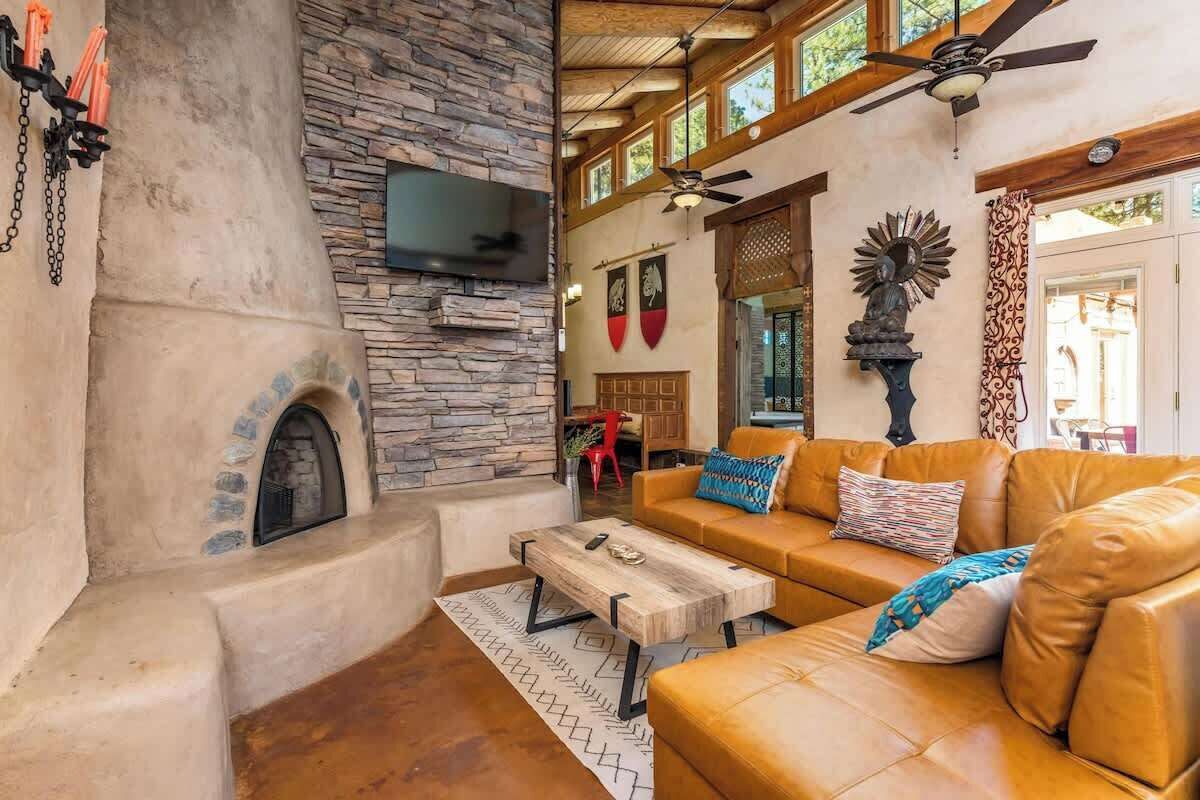 ️Posh 2acre Yosemiteretreat-stunning Pueblo Manor - Oakhurst, CA