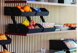 Tägliches inbegriffenes Frühstücksbuffet