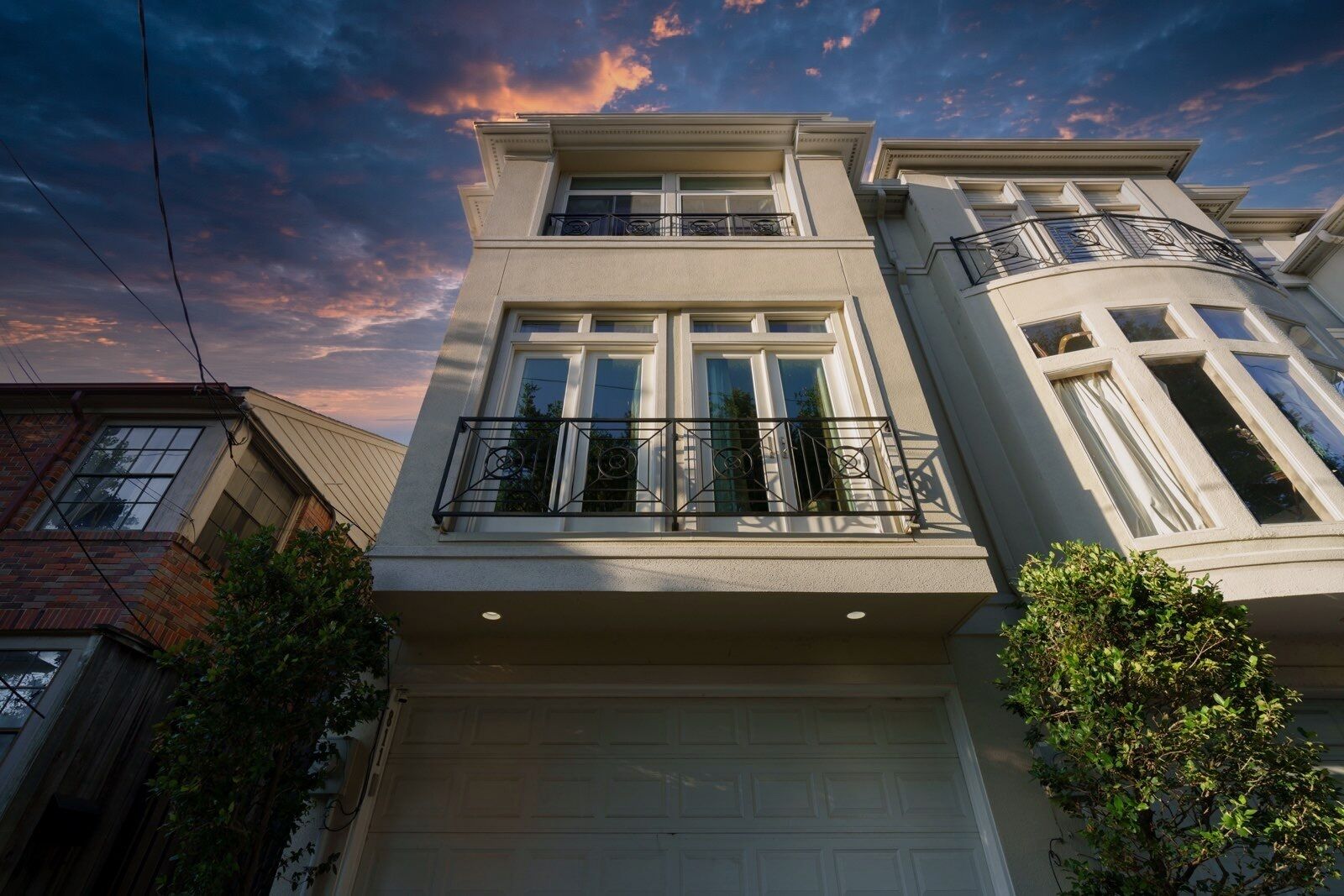 Beautiful Townhouse In The Museum District.