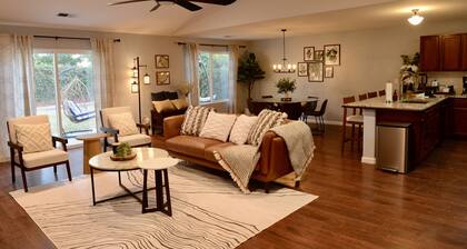 Spacious 4BD Home w EV charger near Sequoia Ntl Pk