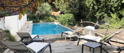 Piscine extérieure, piscine chauffée