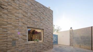 Enceinte de lâhĂ©bergement