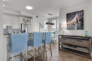 Dining - Coastal Cottage Decor Absolutely Gorgeous (Navarre)
