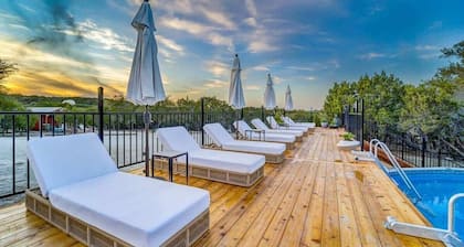 El Nopal | Pet-Friendly Tipi + Pool Access