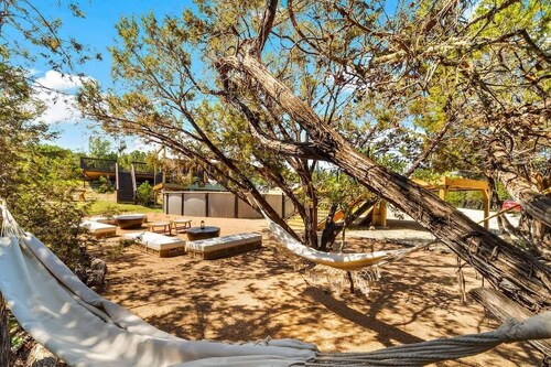 El Nopal | Pet-Friendly Tipi + Pool Access
