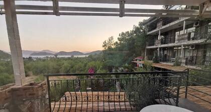 Söğüt Taş Otel