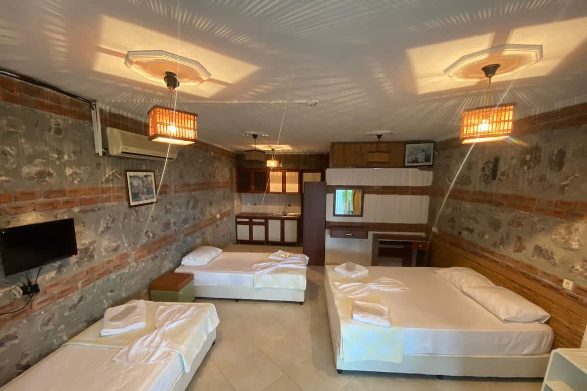 Family Studio Suite