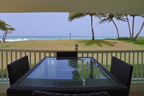Outdoor dining - Oceanview 2BR Condo w/ Pool – 5 Mins to Town (Cabarete)