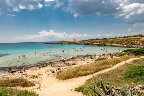Vacation Home "Villa Minetta" with Private Pool, Covered Terrace, Garden & Wi-Fi