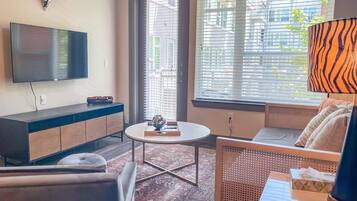 Télévision, espaces bureaux