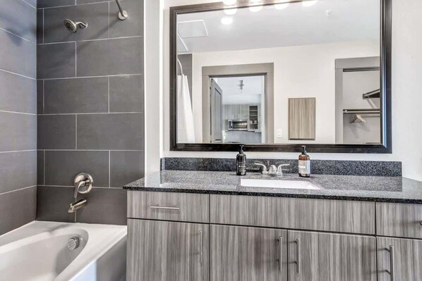 Unclassified image, 1 of 33, button