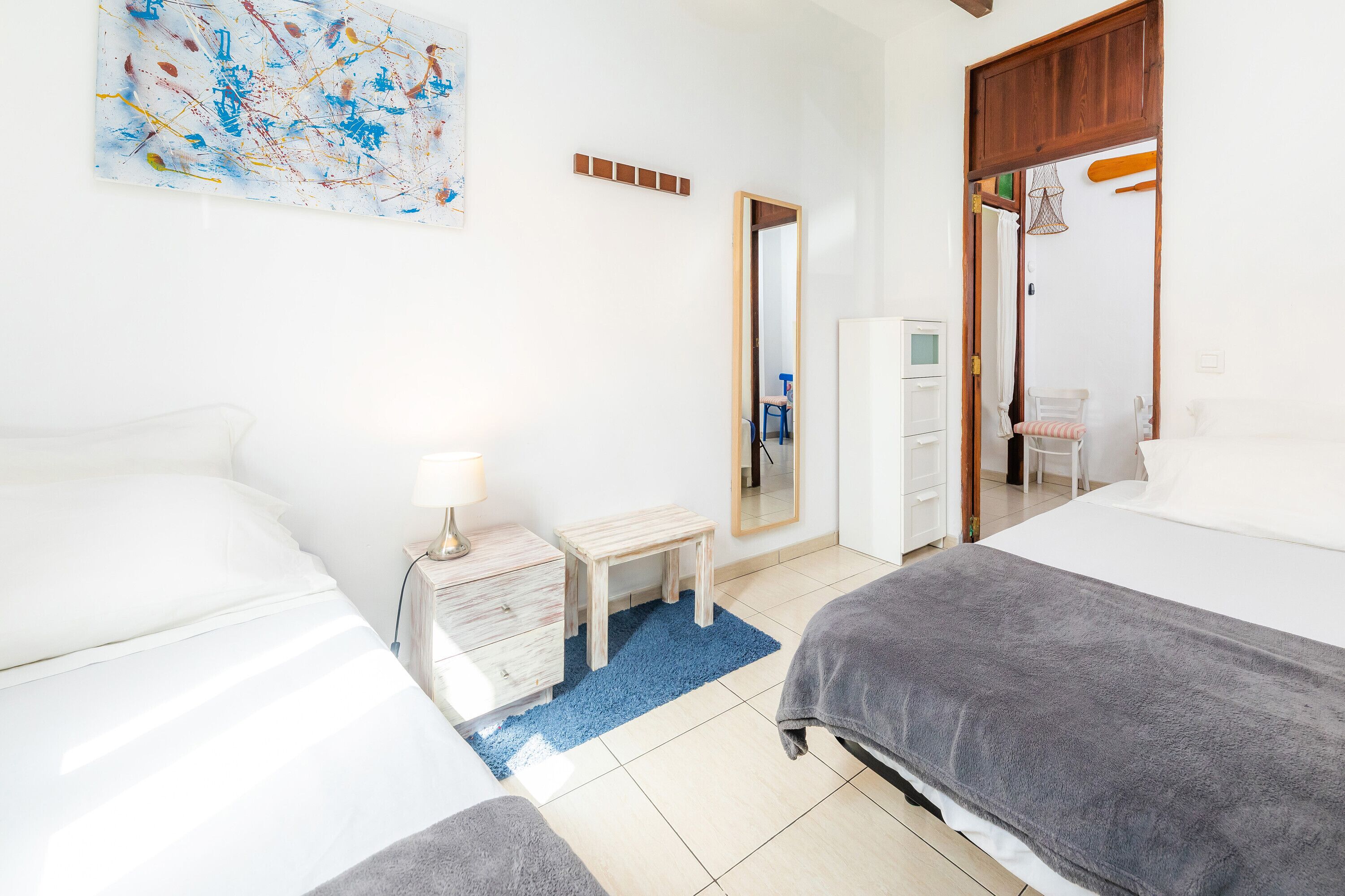 2 quartos, ferros/tábuas de passar roupa, Wi-Fi de cortesia