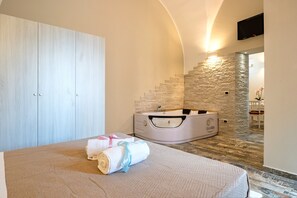 Spa - Holiday Home "Sg Apartment" with Wi-Fi (Massafra)