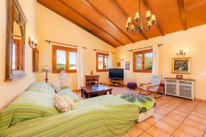 4 chambres, fer et planche à repasser, Wi-Fi gratuit, draps fournis