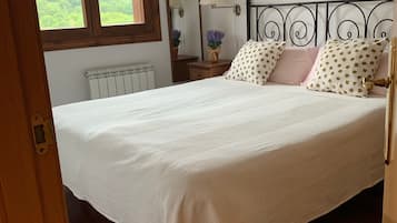 2 sovrum och sängkläder