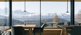 Apartment Hotel "Anders Mountain Suites 6" with Private Sauna, Slope Access & Wi-Fi