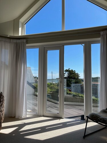 Driftwood -  a house that sleeps 8 guests  in 3 bedrooms