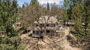 House, 4 Bedrooms | Exterior