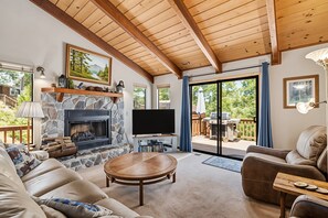 Cabin, 3 Bedrooms | Living area | Smart TV, streaming services - The Big Easy - Lakefront Only 1 mile to Popular Marina Beach! by Yosemite Region Resorts (Groveland)