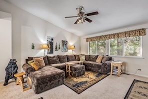 House, 3 Bedrooms | Living area | Smart TV, streaming services