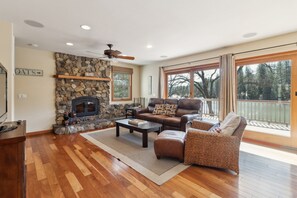 House, 4 Bedrooms | Living area | Smart TV - Better at the Lake - Lakefront with Gorgeous Views and a Private Dock by Yosemite Region Resorts (Groveland)