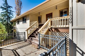House, 3 Bedrooms | Exterior