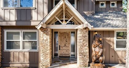 Casa Cassaretto - This Beautiful Lakefront Home is Only 50 yards from Marina Beach by Yosemite Region Resorts