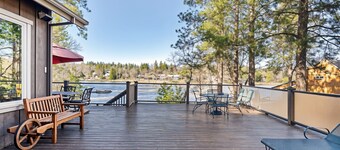 Casa Cassaretto - This Beautiful Lakefront Home is Only 50 yards from Marina Beach by Yosemite Region Resorts