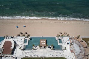 Property grounds - *Lovely* 1BR condo at Encantame Towers Velero 2303 (Puerto Peñasco)